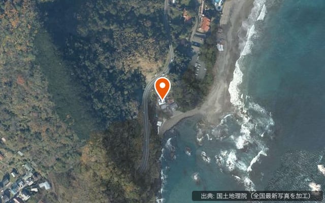 KAWAZU BEACH HOUSE BLUE MOON