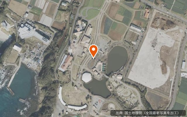 THE CLIFF CAMP & BBQ（長井海の手公園 ソレイユの丘内）