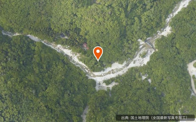 白州観光尾白川渓谷キャンプ場の空中写真